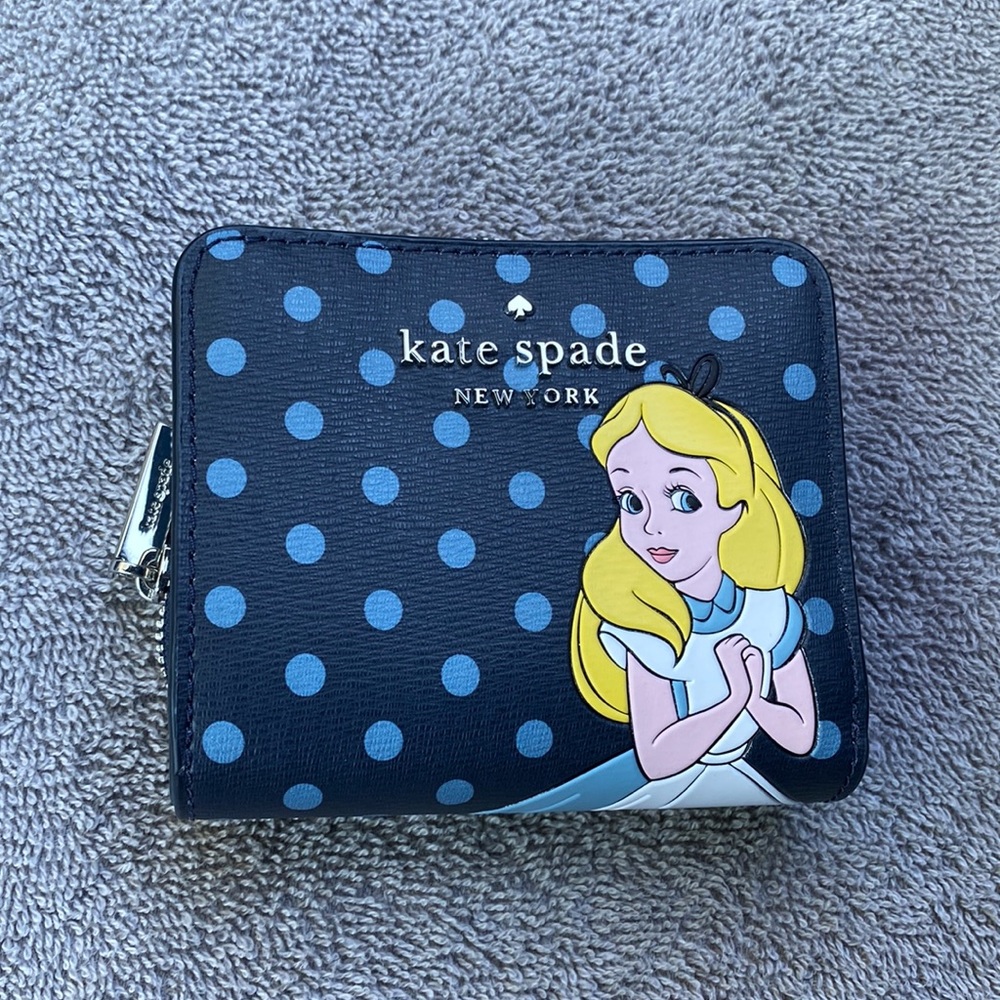 Kate Spade Disney Alice In Wonderland Bifold Wallet Limited Ed. Silver Gift